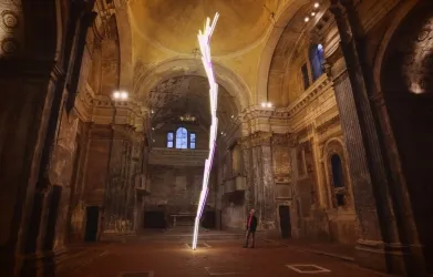 Mark Handforth WHITE-LIGHT-WHIRLWIND
